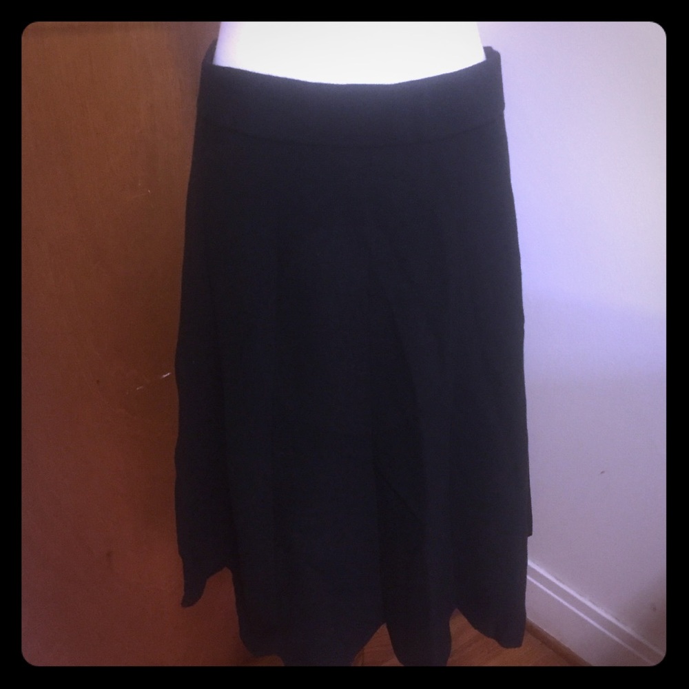 NWT Olivia & Grace Flip Skirt